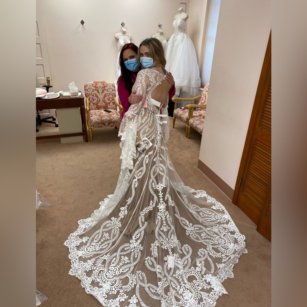 Never worn before boho wedding dress